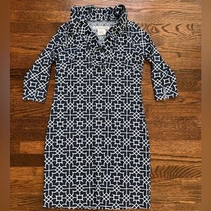 Gretchen Scott Ruffneck 3/4 sleeve navy/light blue dress XSMALL